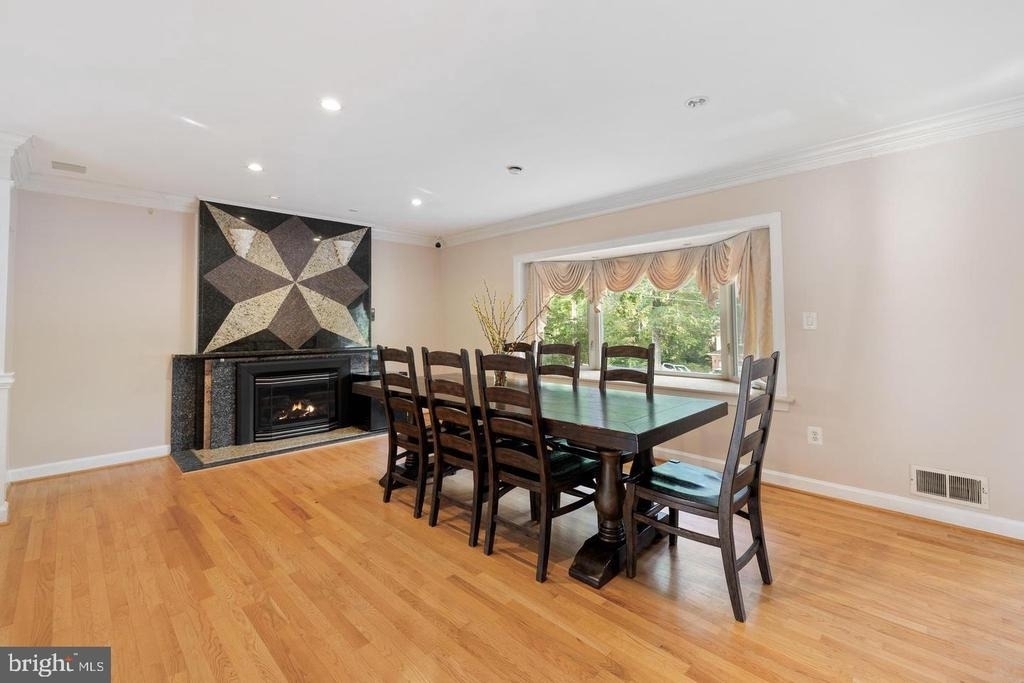 6421 Woodville Drive - Photo 16