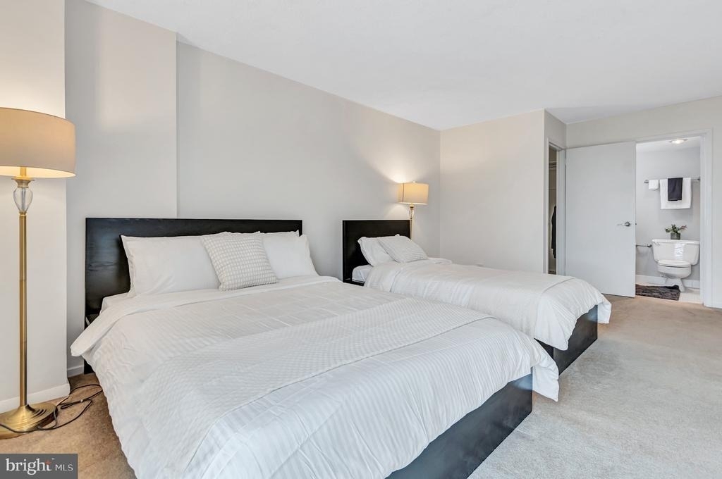 2300 Pimmit Drive - Photo 17