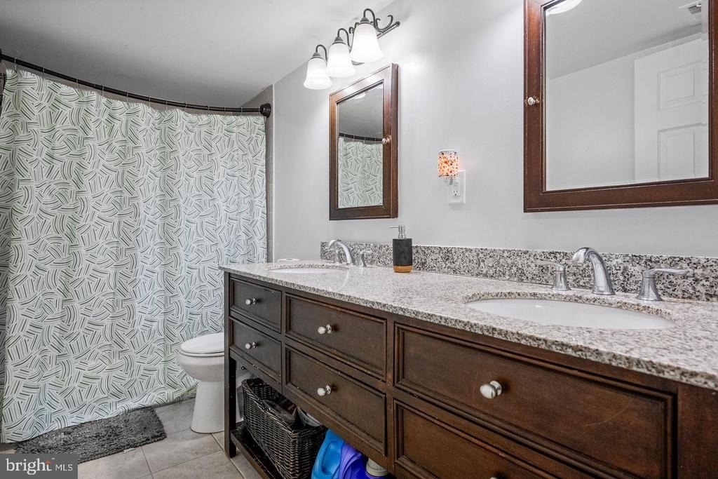 1423 Northgate Square - Photo 18