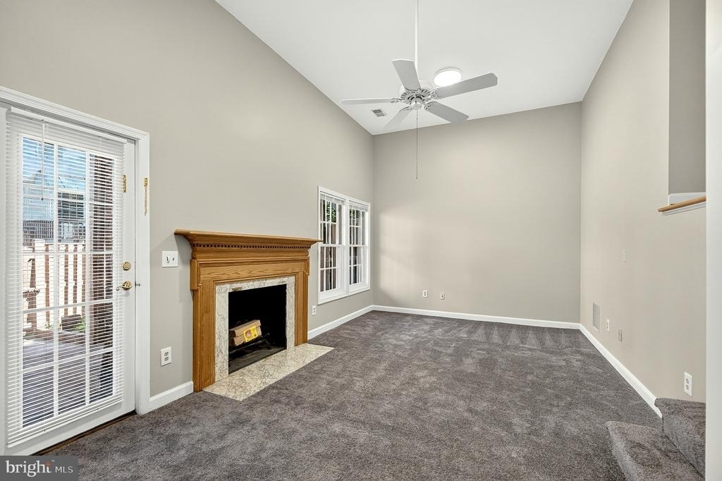 8006 Trevor Place - Photo 32