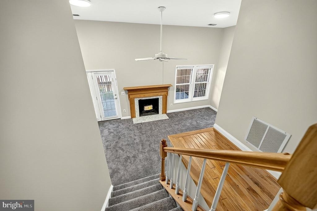 8006 Trevor Place - Photo 31