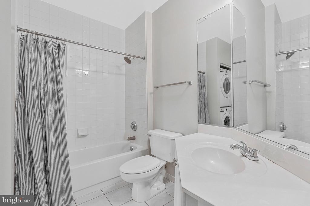 2204 Westcourt Lane - Photo 18