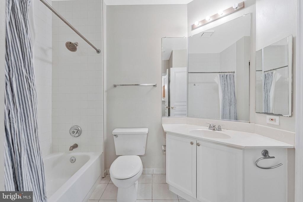 2204 Westcourt Lane - Photo 16
