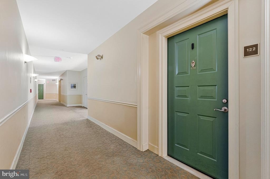 2204 Westcourt Lane - Photo 33