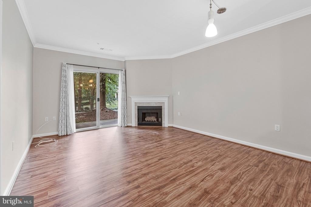2204 Westcourt Lane - Photo 6