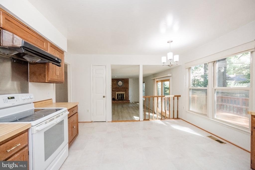 8465 Sevan Court - Photo 8