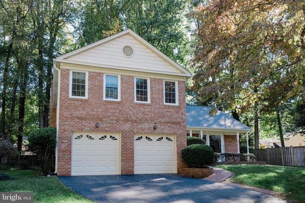 8465 Sevan Court - Photo 2
