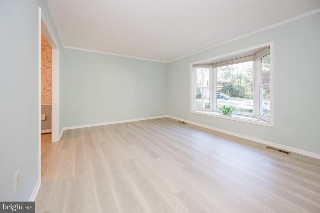 8465 Sevan Court - Photo 4