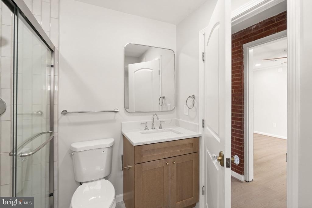 6404 Wayside Place - Photo 12