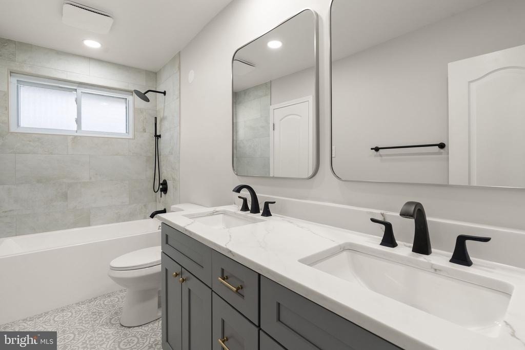 6404 Wayside Place - Photo 22