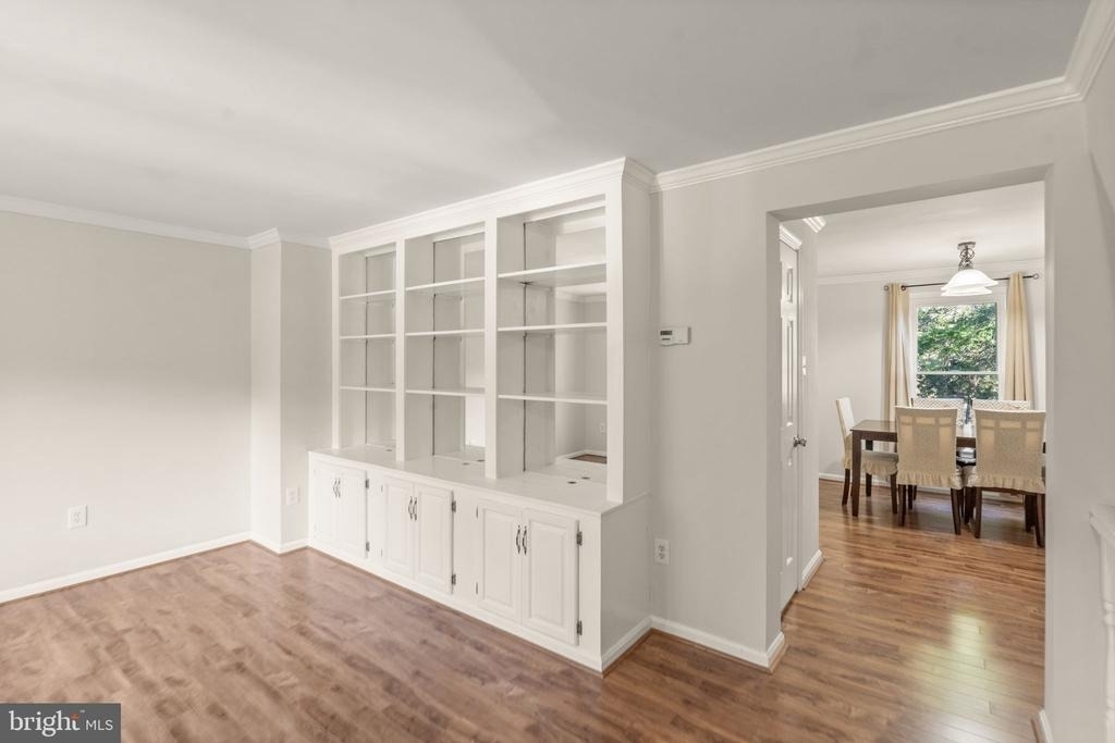 7123 Dijohn Court Drive - Photo 8