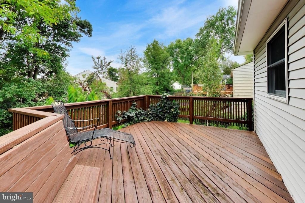 2045 Westmoreland Street - Photo 32