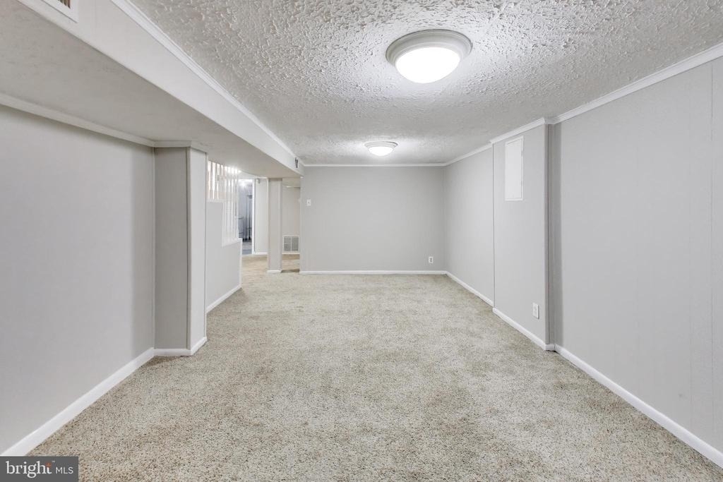 2045 Westmoreland Street - Photo 22