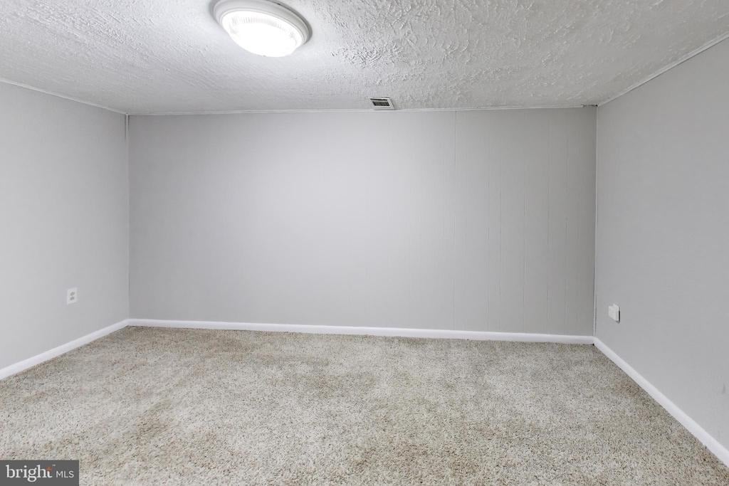 2045 Westmoreland Street - Photo 23