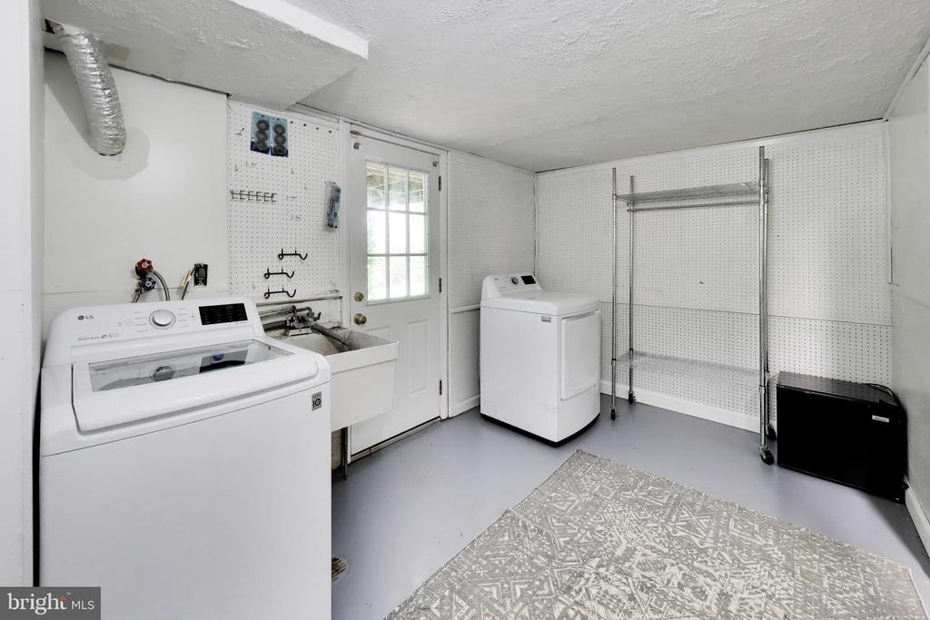 2045 Westmoreland Street - Photo 29
