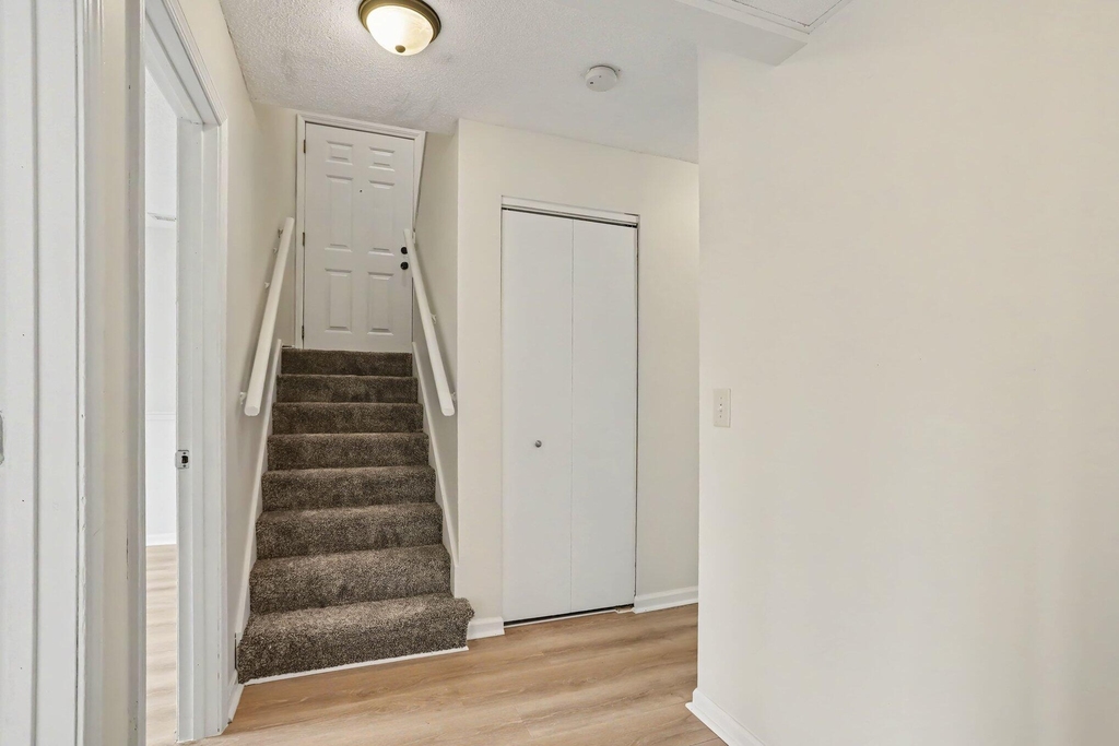 524 Charlotte Avenue - Photo 11