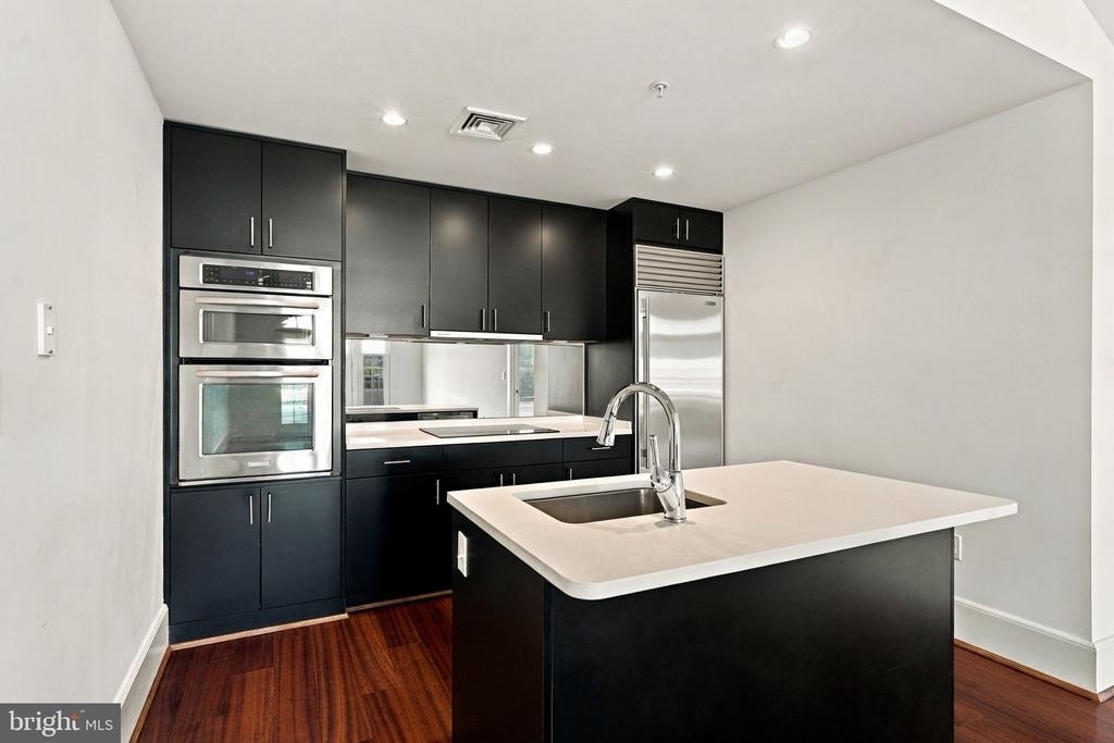 910 Powhatan Street - Photo 9