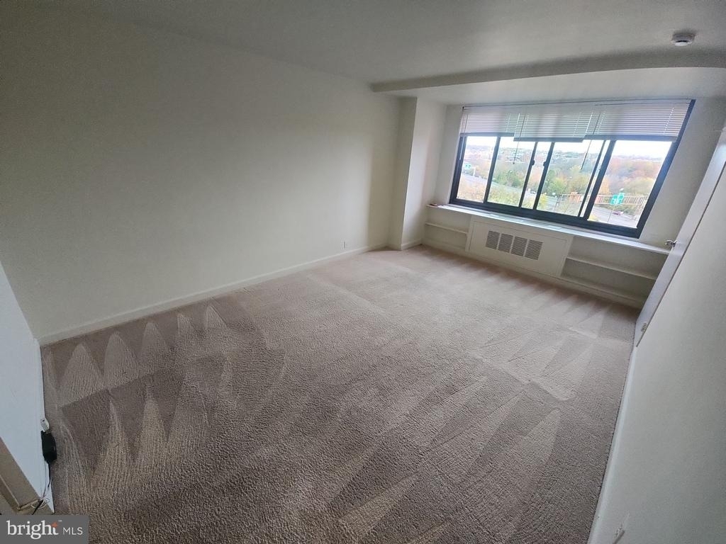 1021 Arlington Boulevard - Photo 3