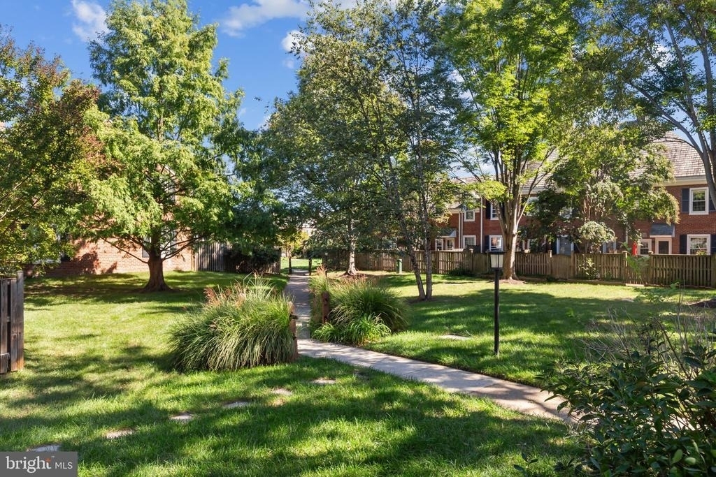 4507 36th Street S - Photo 33