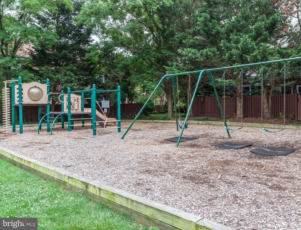 4507 36th Street S - Photo 43