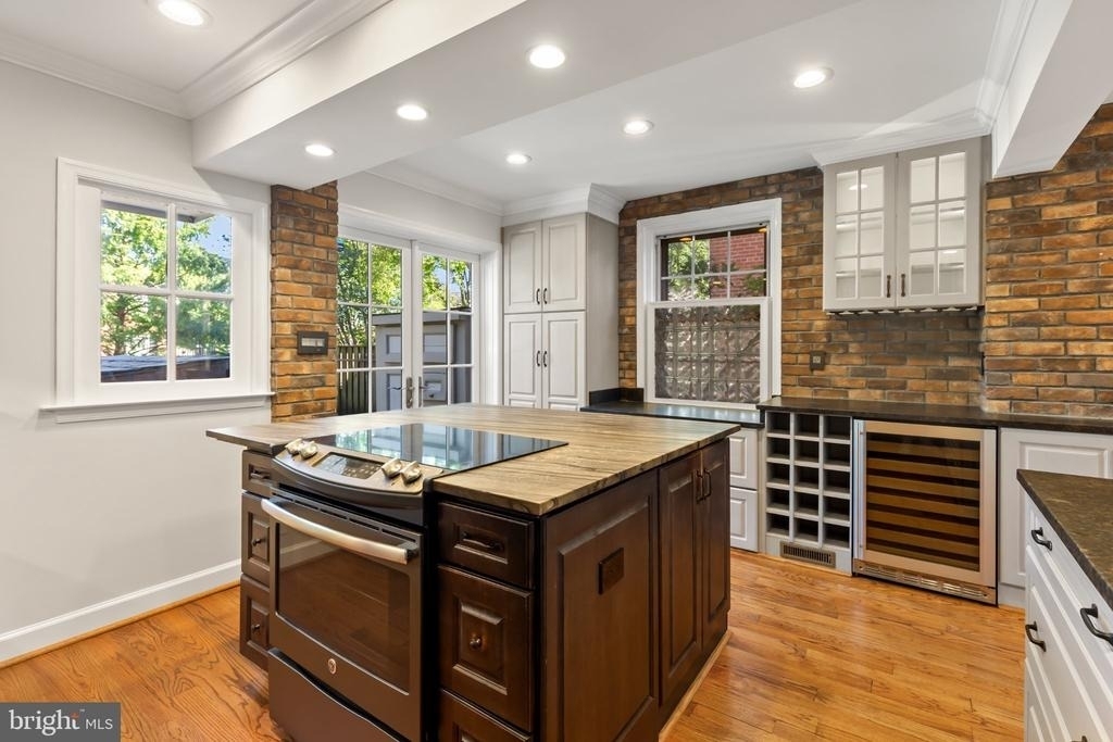 4507 36th Street S - Photo 9