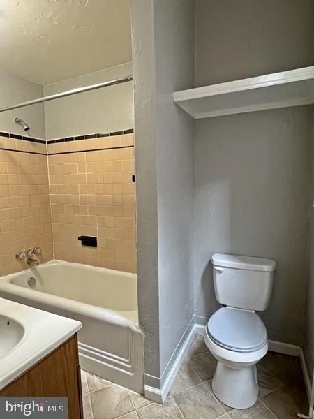 140 E Philadelphia Street - Photo 5