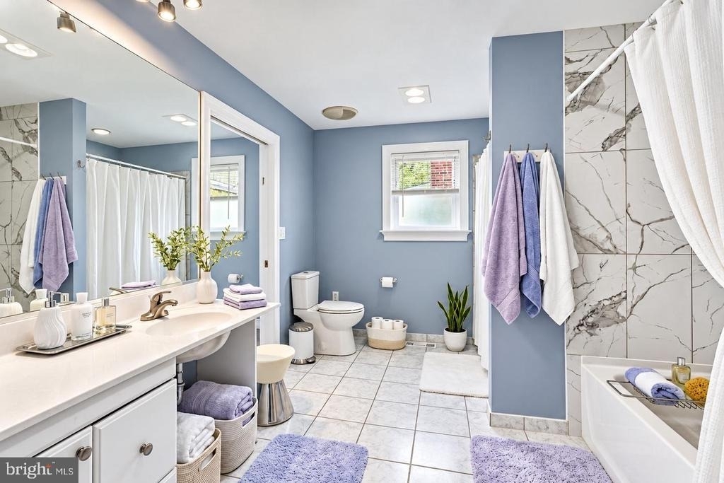 1443 Rhawn Street - Photo 18