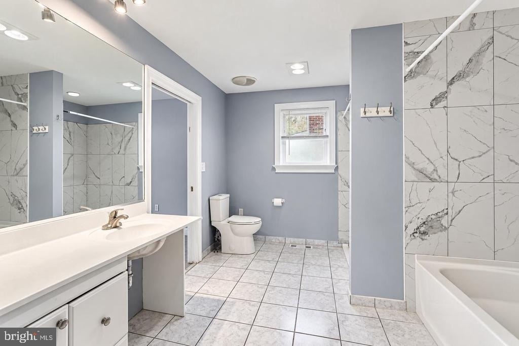 1443 Rhawn Street - Photo 19