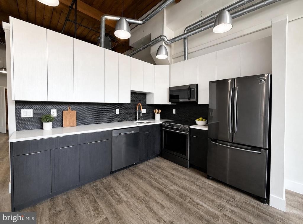 1825 E Atlantic Street - Photo 1