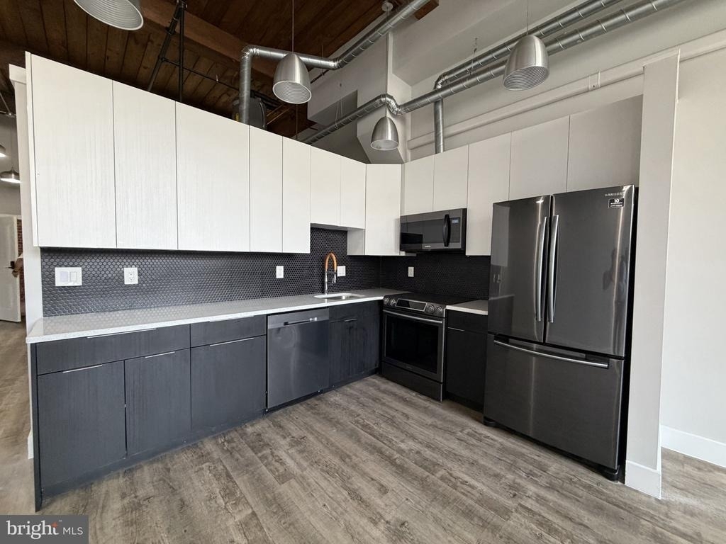 1825 E Atlantic Street - Photo 6