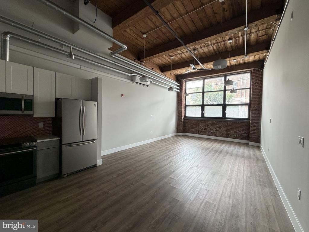 1825 E Atlantic Street - Photo 10
