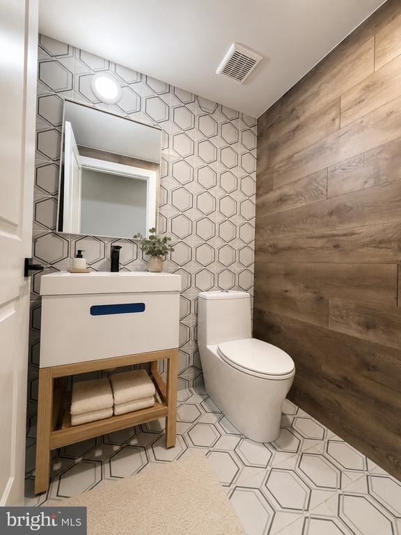 1825 E Atlantic Street - Photo 4