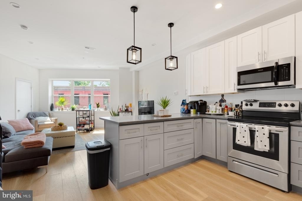 1702 Point Breeze Avenue - Photo 0