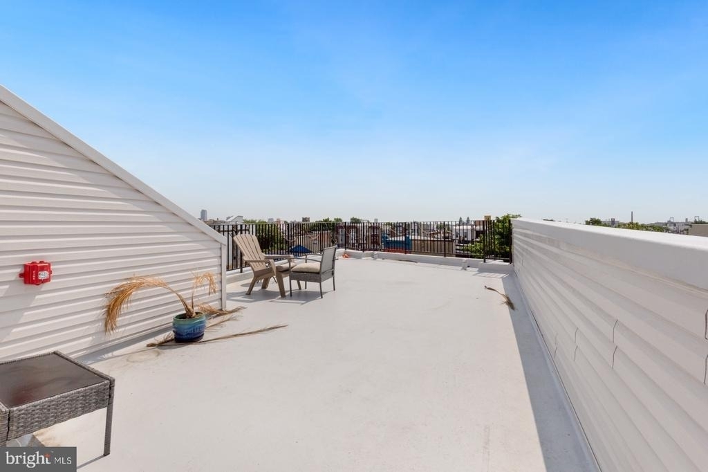 1702 Point Breeze Avenue - Photo 17