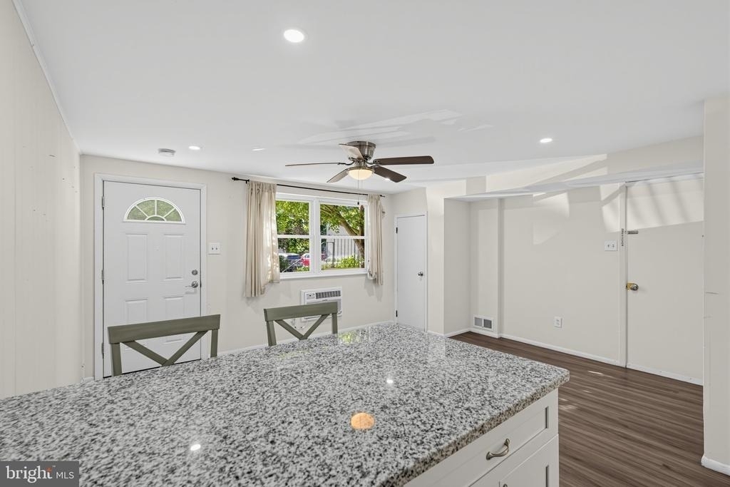 274 Greenough Street - Photo 2