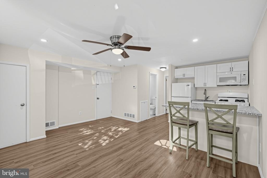 274 Greenough Street - Photo 4