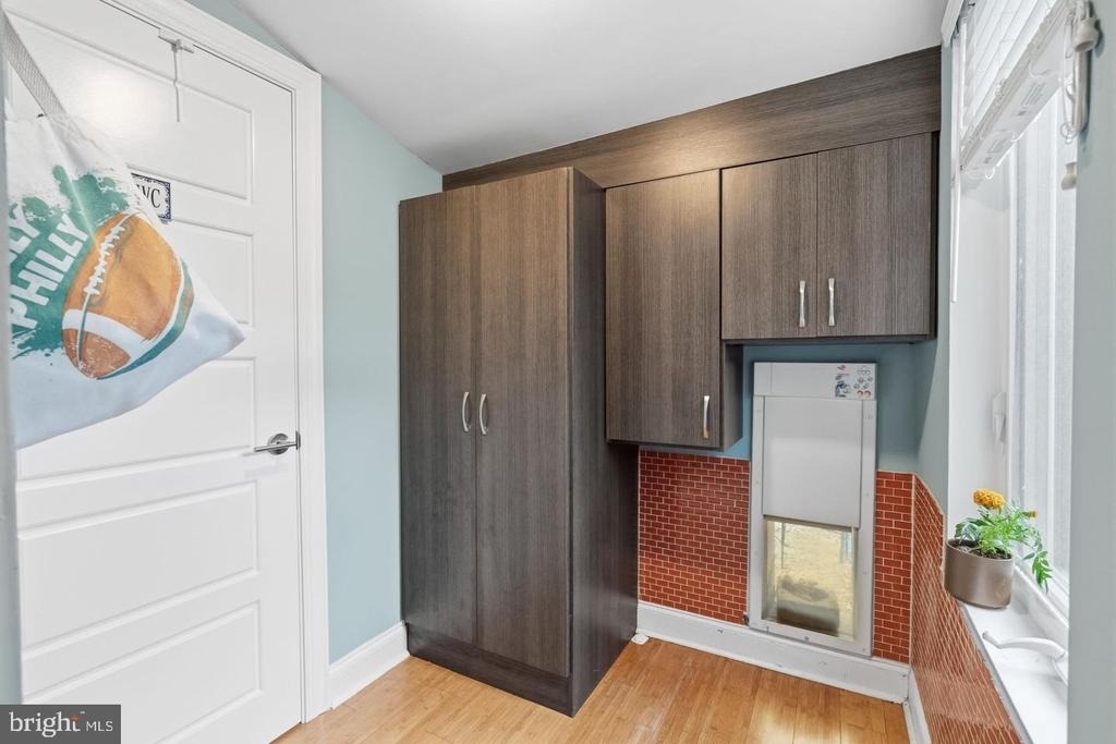 2233 Bainbridge Street - Photo 13