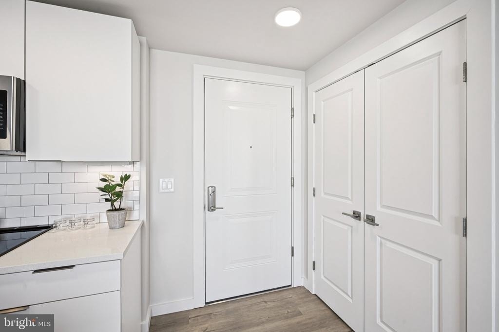 1130 N Delaware Avenue - Photo 4