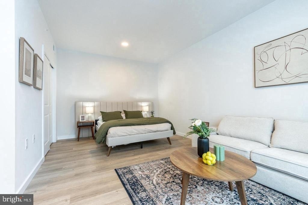 1130 N Delaware Avenue - Photo 12