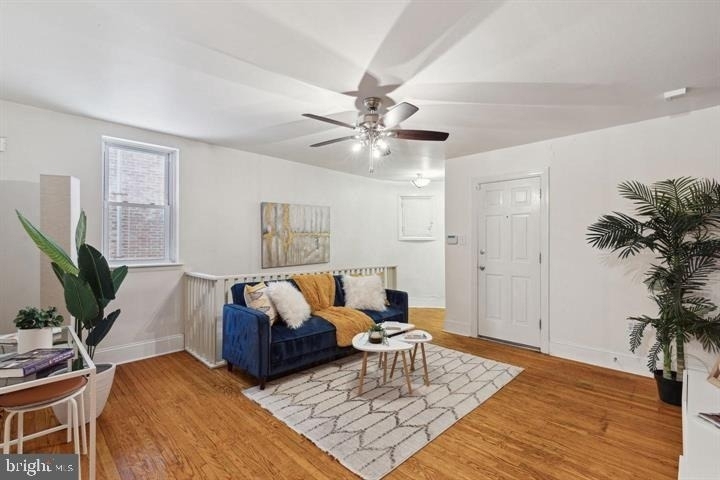 1305 Spruce Street - Photo 2