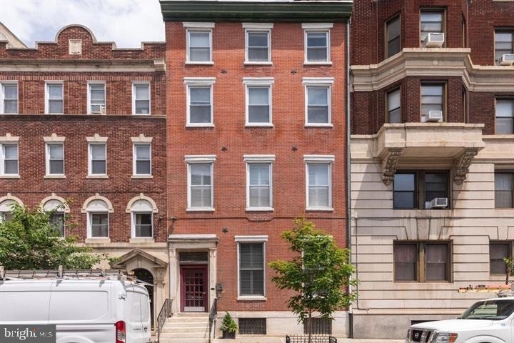 1305 Spruce Street - Photo 0