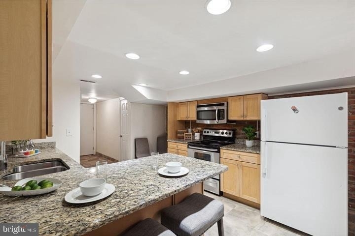 1305 Spruce Street - Photo 6