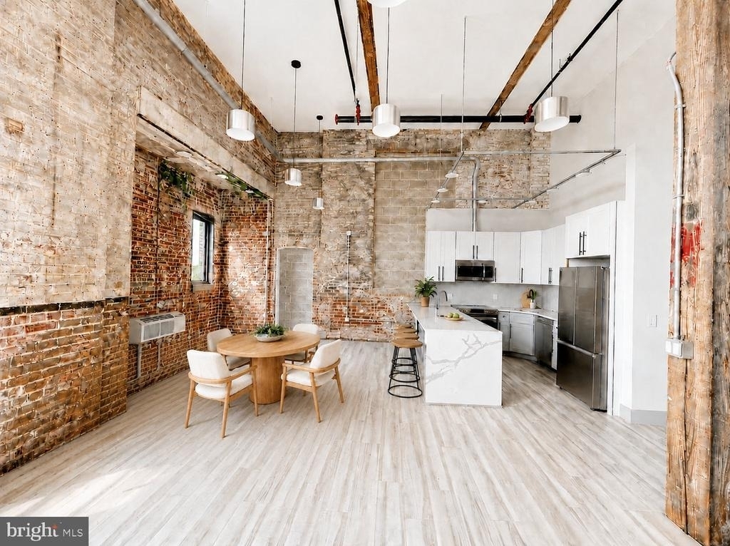1810 E Venango Street - Photo 1