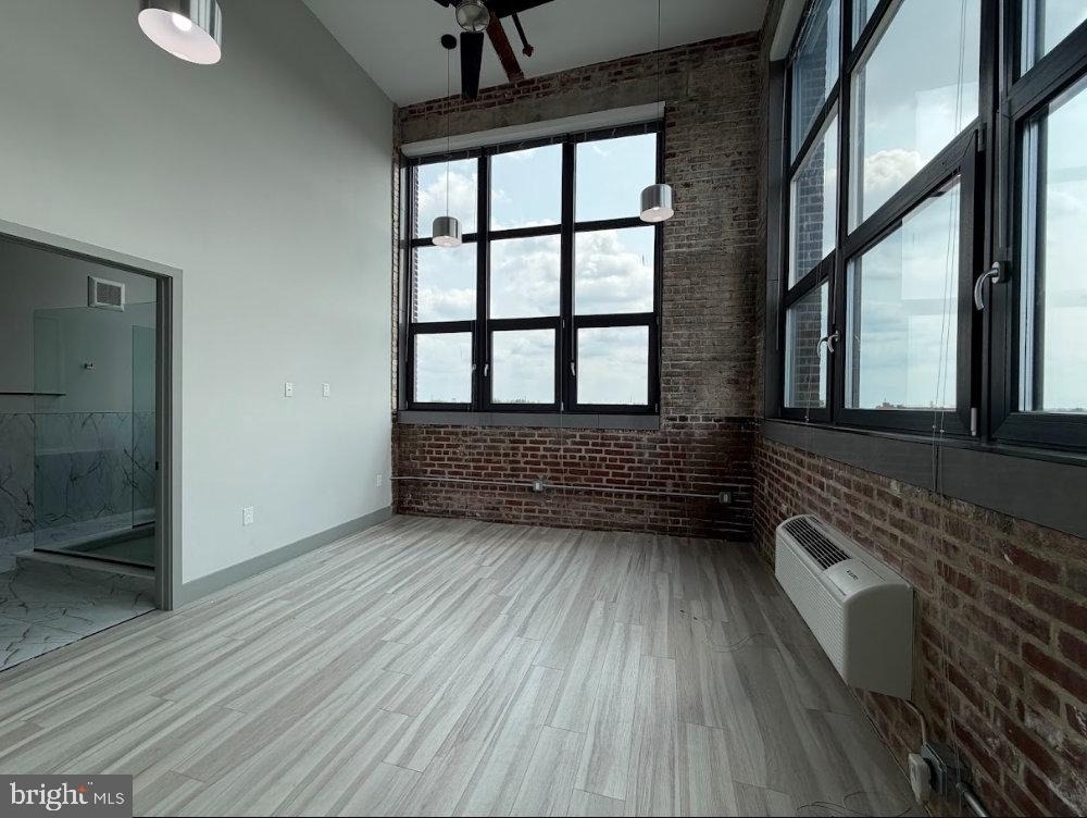 1810 E Venango Street - Photo 11