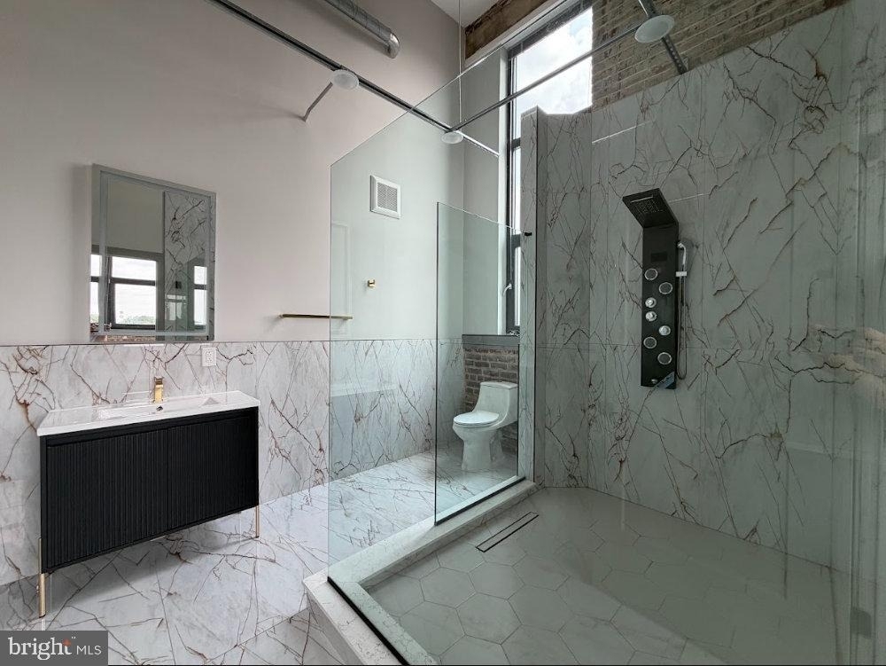 1810 E Venango Street - Photo 9