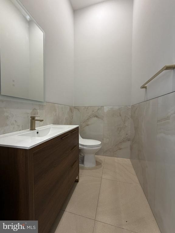 1810 E Venango Street - Photo 16