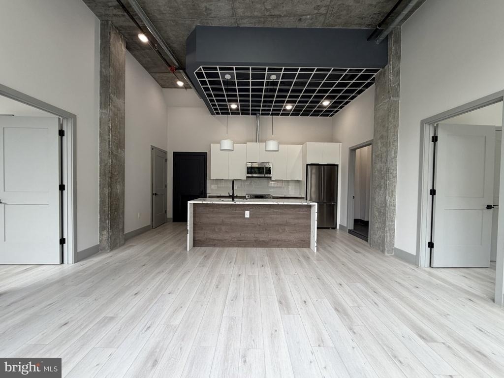 1810 E Venango Street - Photo 11