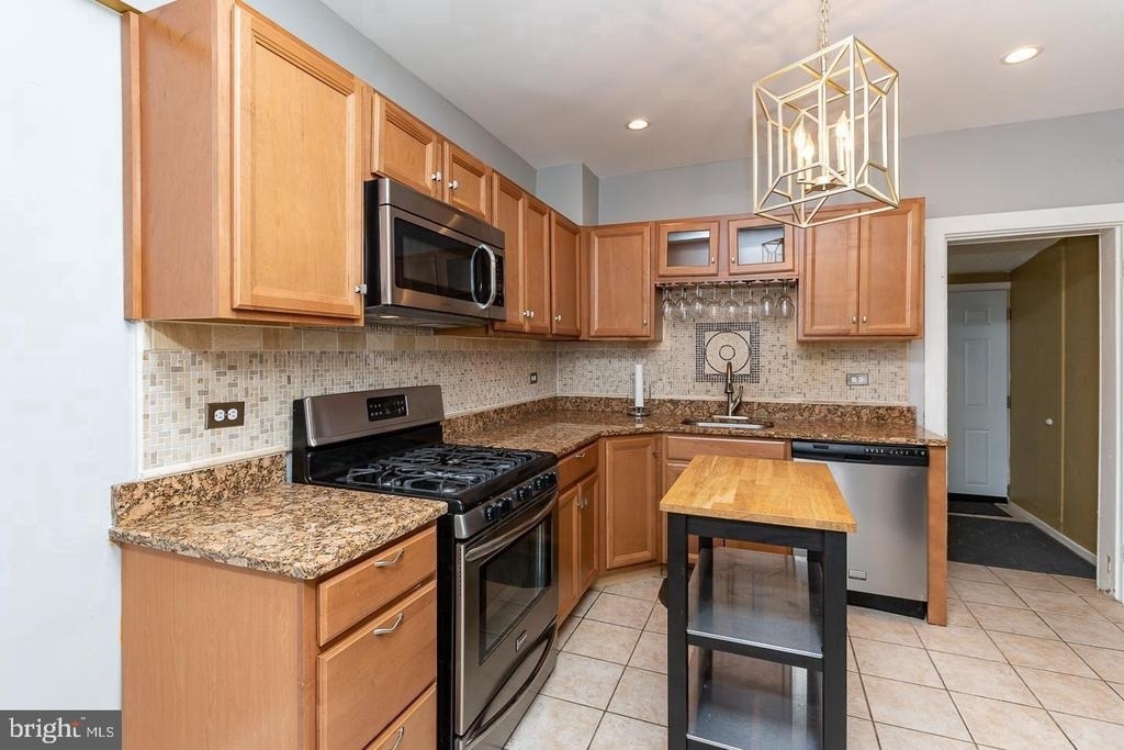 4312 Dobson - Photo 3