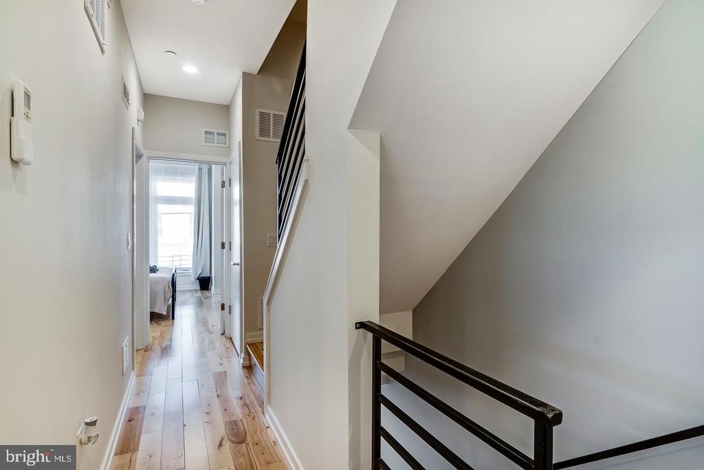 2256 Dickinson Street - Photo 10