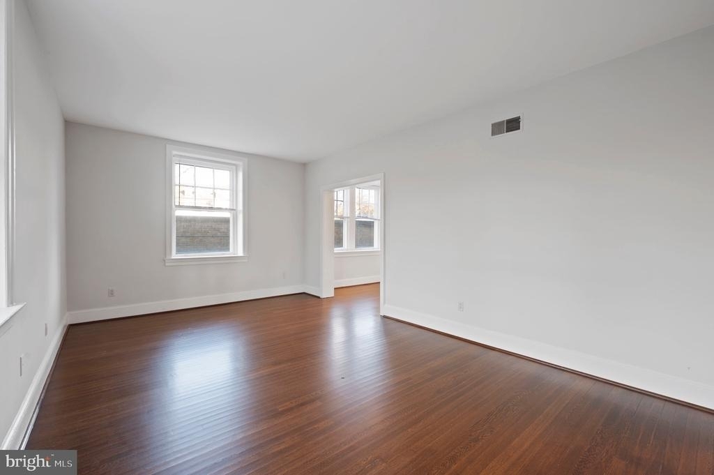 6655 Mccallum Street - Photo 9